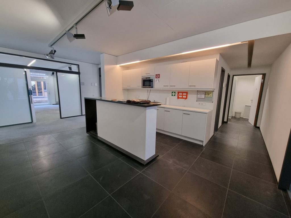 HUST Immobilien GmbH & Co. KG - Immobilienangebot - Karlsruhe - Alle - Mitten im Herzen der Durlacher Altstadt – Büroflächen in einem attraktiven Bürohaus