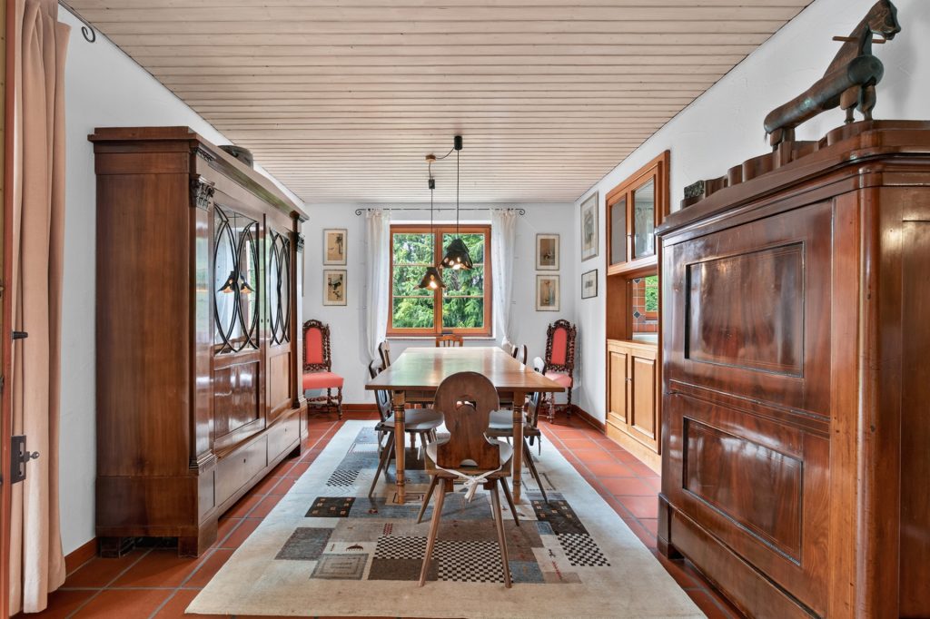 HUST Immobilien GmbH & Co. KG - Immobilienangebot - Neulingen - Alle - Landhaus-Idyll mit parkähnlichem Garten – rund 333 m² Wohn- und Nutzfläche zum Wohnen und Arbeiten