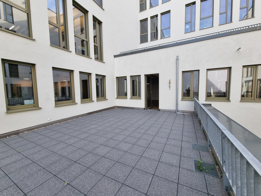 HUST Immobilien GmbH & Co. KG - Immobilienangebot - Karlsruhe - Alle - 259 m² Büro mit Terrasse in innovationsstarkem Umfeld