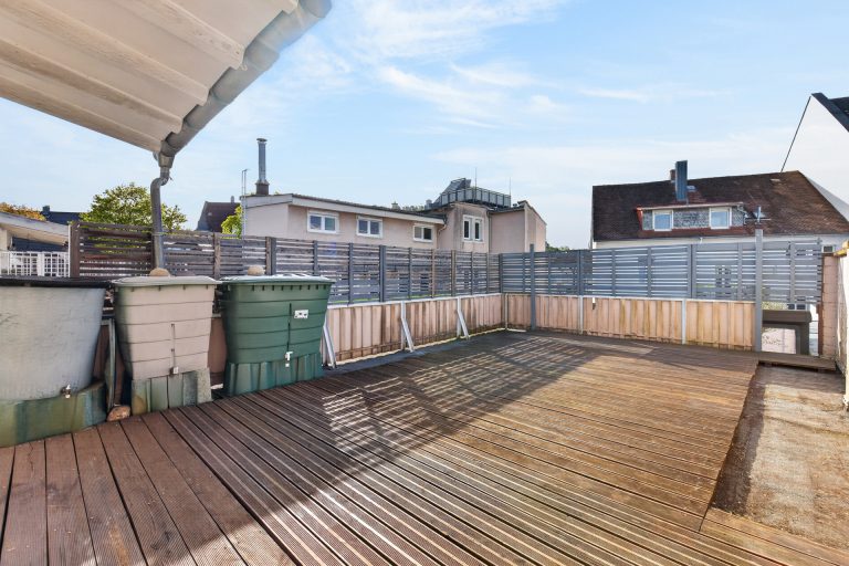 HUST Immobilien GmbH & Co. KG - Immobilienangebot - Karlsruhe / Durlach - Wohnungen - Großzügiges Wohnerlebnis mit XL-Sonnenterrasse in Durlacher Bestlage