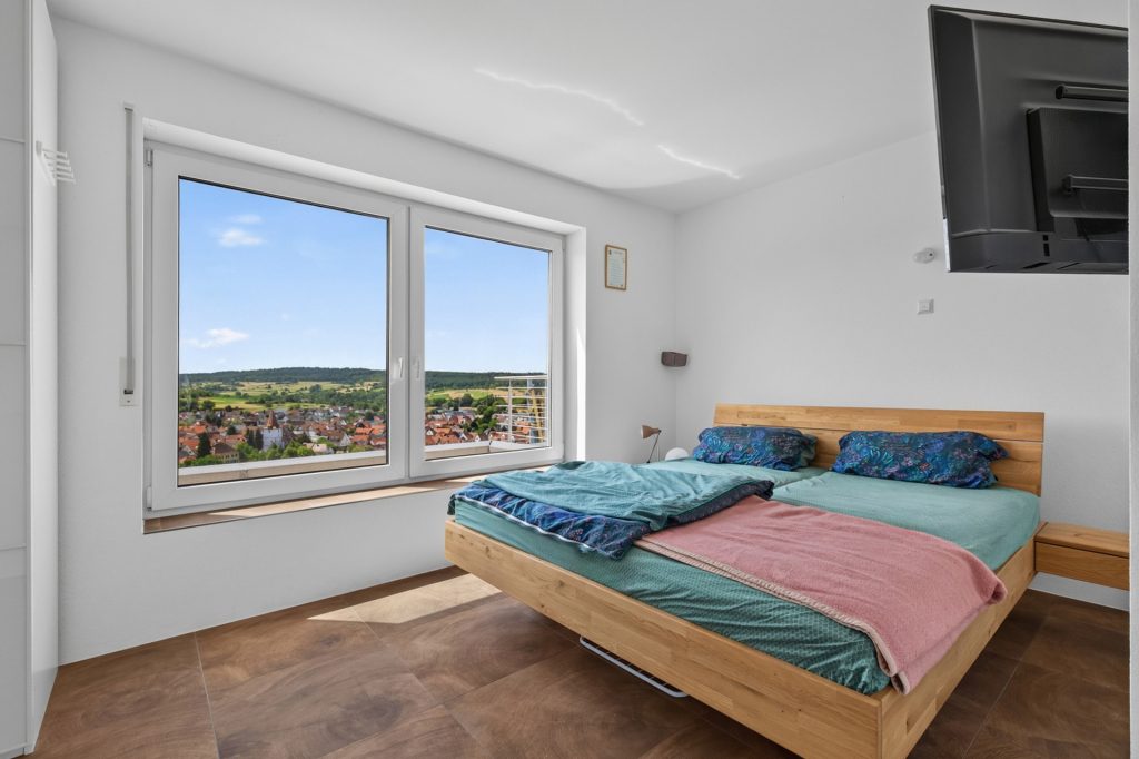 HUST Immobilien GmbH & Co. KG - Immobilienangebot - Keltern / Ellmendingen - Alle - Ankommen, wohlfühlen, Zuhause sein – moderne Doppelhaushälfte in Keltern / Ellmendingen