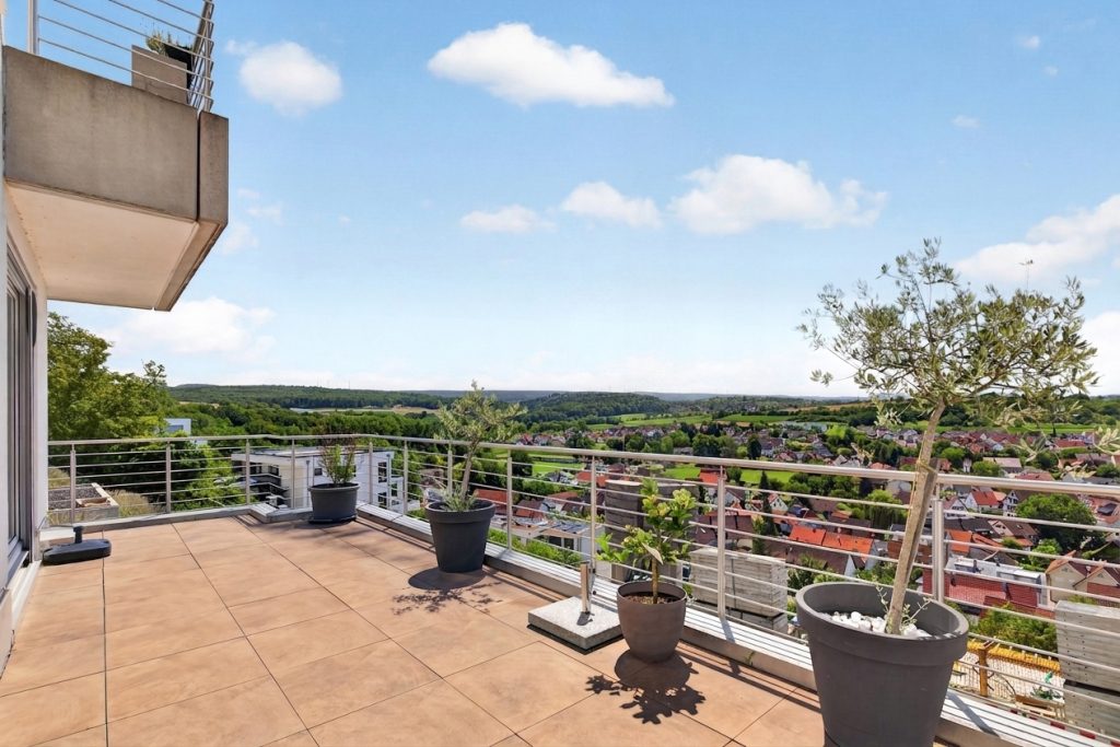 HUST Immobilien GmbH & Co. KG - Immobilienangebot - Keltern / Ellmendingen - Alle - Ankommen, wohlfühlen, Zuhause sein – moderne Doppelhaushälfte in Keltern / Ellmendingen