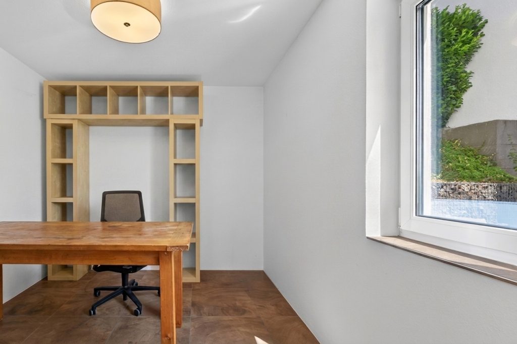 HUST Immobilien GmbH & Co. KG - Immobilienangebot - Keltern / Ellmendingen - Alle - Ankommen, wohlfühlen, Zuhause sein – moderne Doppelhaushälfte in Keltern / Ellmendingen