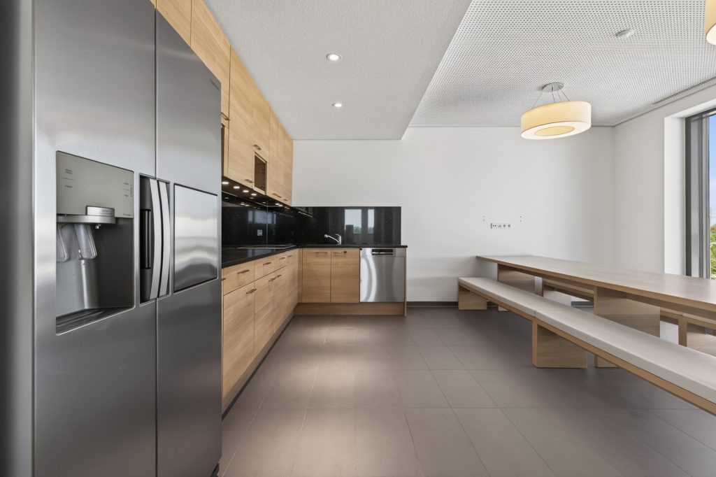 HUST Immobilien GmbH & Co. KG - Immobilienangebot - Karlsruhe - Alle - Nicht nur ein Büro – Ein Statement: Neuwertig, voll ausgestattet & flexibel