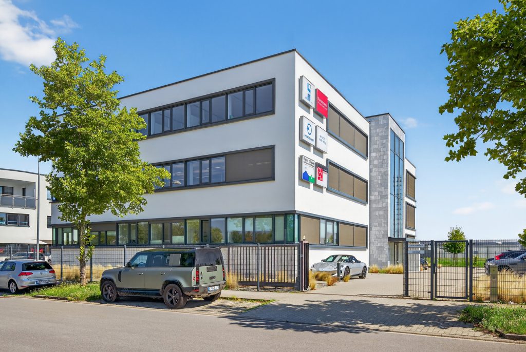 HUST Immobilien GmbH & Co. KG - Immobilienangebot - Karlsruhe - Alle - Nicht nur ein Büro – Ein Statement: Neuwertig, voll ausgestattet & flexibel