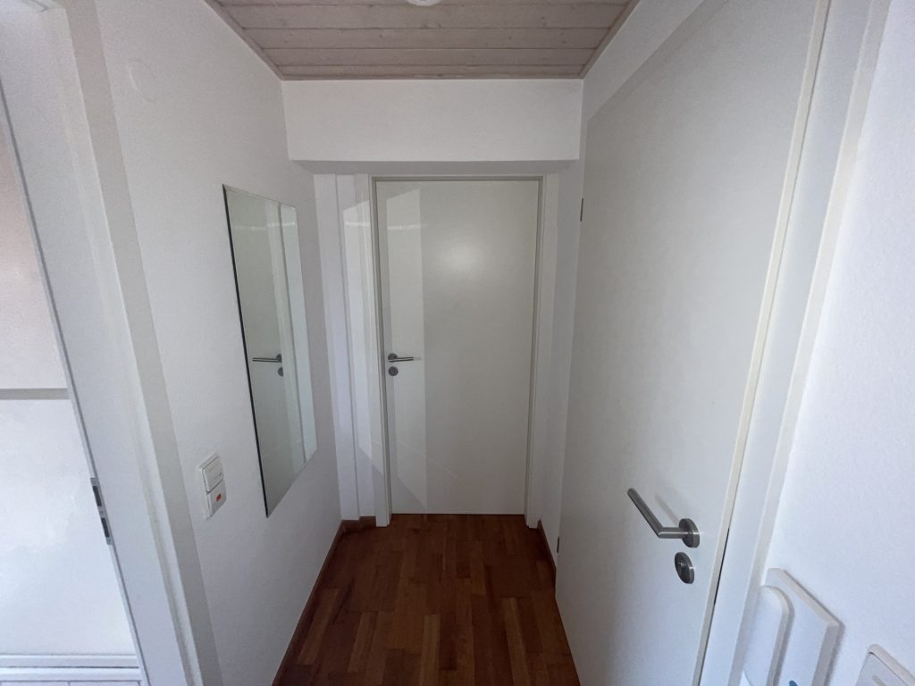 HUST Immobilien GmbH & Co. KG - Immobilienangebot - Ettlingen - Wohnungen - Helle und bezugsfreie 2-Zimmer-Wohnung mit Kochnische in Ettlingen-Spessart