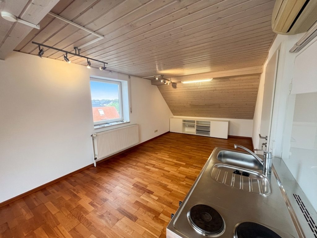 HUST Immobilien GmbH & Co. KG - Immobilienangebot - Ettlingen - Wohnungen - Helle und bezugsfreie 2-Zimmer-Wohnung mit Kochnische in Ettlingen-Spessart