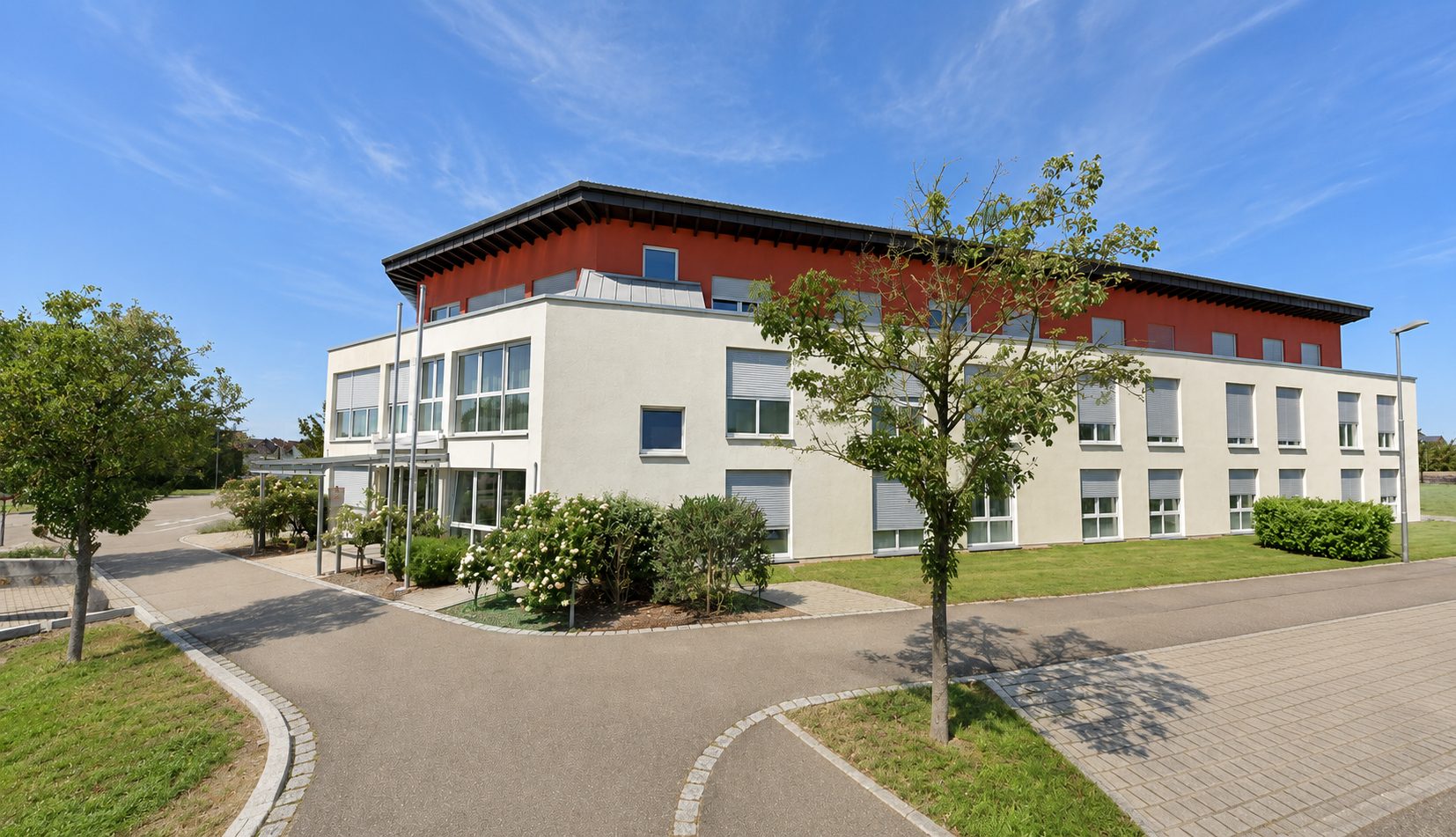 HUST Immobilien GmbH & Co. KG - Immobilienangebot - Ötigheim - Alle - Pflegeimmobilie als Kapitalanlage in Ötigheim – Nachhaltig investieren, langfristig profitieren