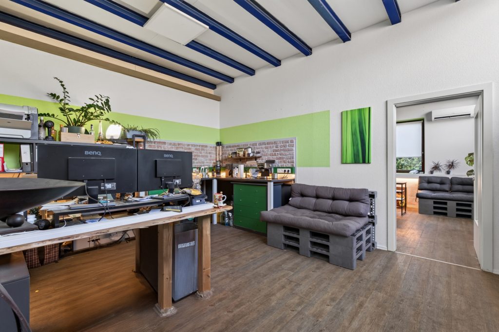 HUST Immobilien GmbH & Co. KG - Immobilienangebot - Lichtenau - Gewerbe - Vielseitiges Gewerbeareal – 6 Hallen, ca. 5.400 m² auf ca. 15.100 m² Grundstück in Lichtenau