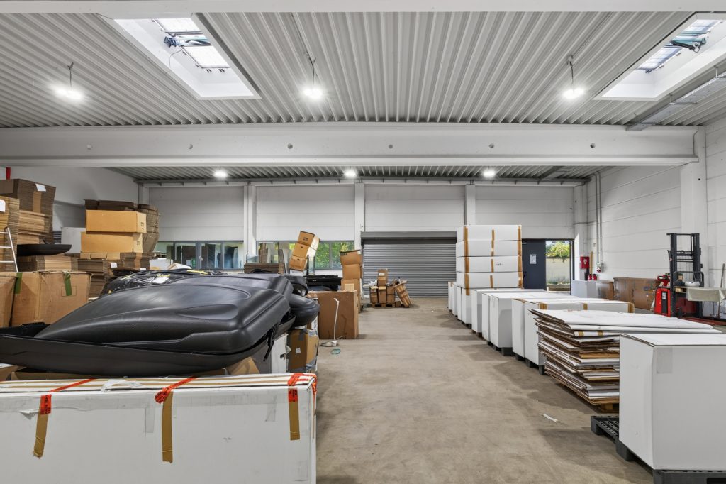 HUST Immobilien GmbH & Co. KG - Immobilienangebot - Lichtenau - Gewerbe - Vielseitiges Gewerbeareal – 6 Hallen, ca. 5.400 m² auf ca. 15.100 m² Grundstück in Lichtenau