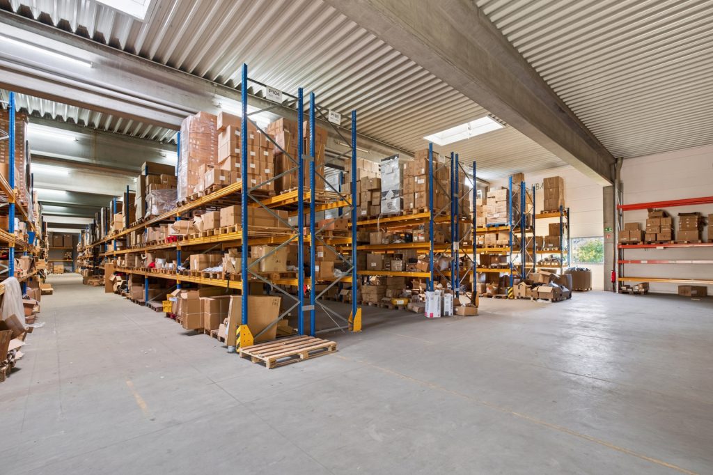 HUST Immobilien GmbH & Co. KG - Immobilienangebot - Lichtenau - Gewerbe - Vielseitiges Gewerbeareal – 6 Hallen, ca. 5.400 m² auf ca. 15.100 m² Grundstück in Lichtenau