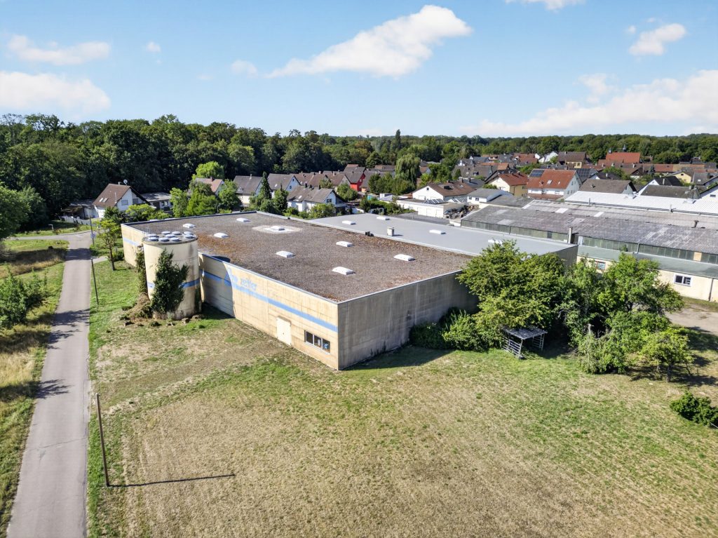 HUST Immobilien GmbH & Co. KG - Immobilienangebot - Lichtenau - Gewerbe - Vielseitiges Gewerbeareal – 6 Hallen, ca. 5.400 m² auf ca. 15.100 m² Grundstück in Lichtenau