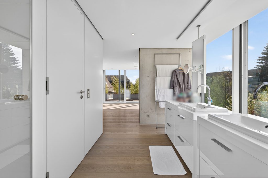 HUST Immobilien GmbH & Co. KG - Immobilienangebot - Karlsruhe - Häuser - Das Haus auf sieben Stützen – Architektenvilla am Rand der Beiertheimer Allee