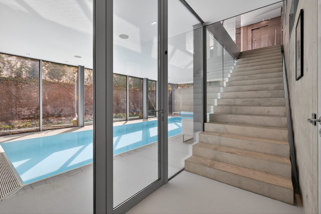 HUST Immobilien GmbH & Co. KG - Immobilienangebot - Karlsruhe - Häuser - Das Haus auf sieben Stützen – Architektenvilla am Rand der Beiertheimer Allee