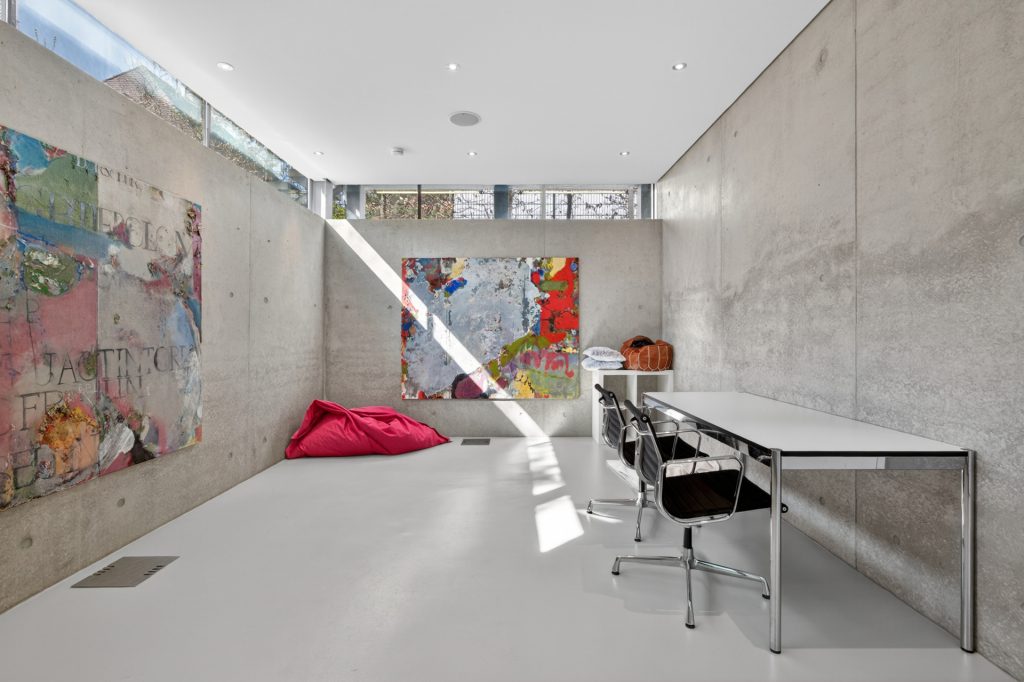 HUST Immobilien GmbH & Co. KG - Immobilienangebot - Karlsruhe - Häuser - Das Haus auf sieben Stützen – Architektenvilla am Rand der Beiertheimer Allee