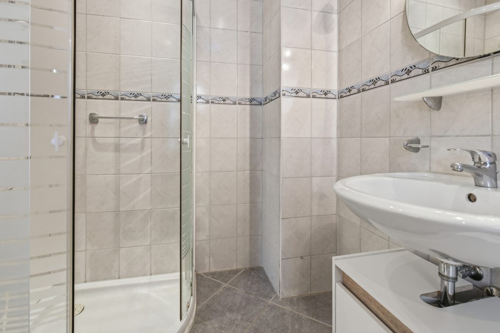 HUST Immobilien GmbH & Co. KG - Immobilienangebot - Pforzheim - Wohnungen - Tiny-House mit Klima und nahezu voll möbliert in der Südweststadt
