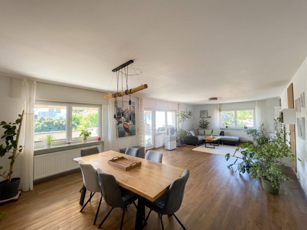 HUST Immobilien GmbH & Co. KG - Immobilienangebot - Rheinstetten - Wohnungen - Ruhige 3-Zimmer-Wohnung mit Terrassenoase – ideal für Paare und kleine Familien in Forchheim