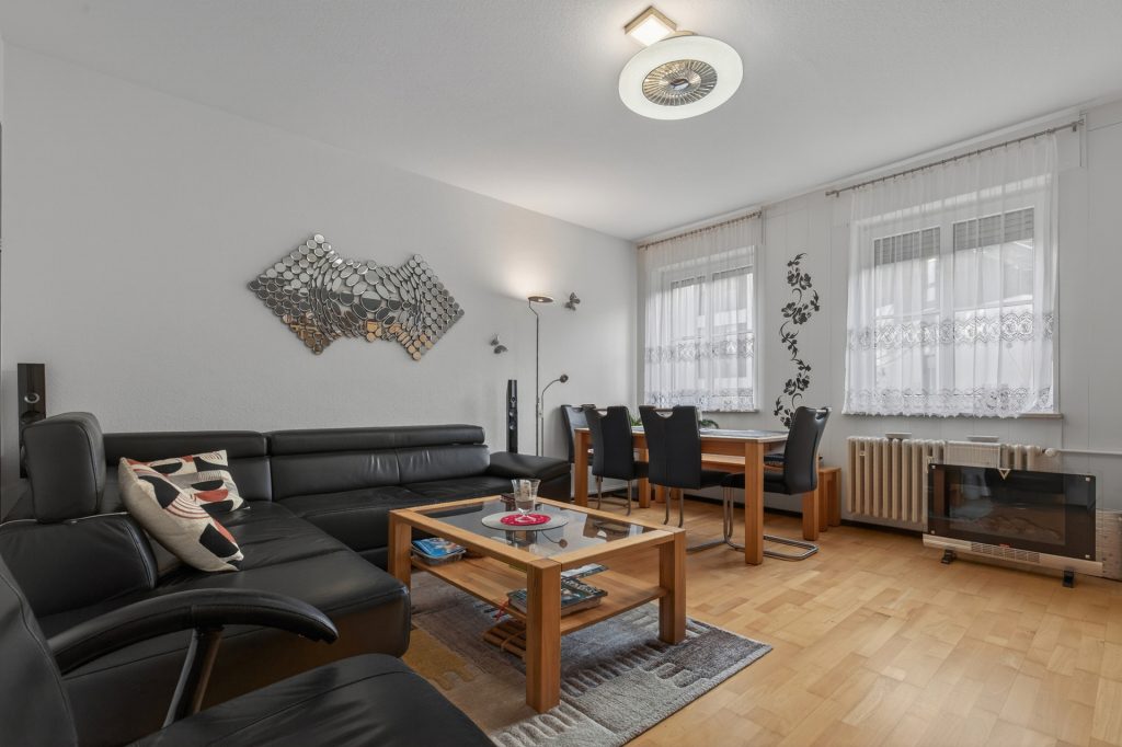 HUST Immobilien GmbH & Co. KG - Immobilienangebot - Karlsruhe / Mühlburg - Wohnungen - Attraktive Kapitalanlage in Karlsruhe-Mühlburg – 3-Zimmer-Wohnung, seit über 40 Jahren vermietet