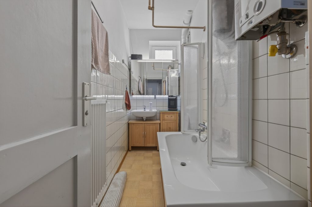 HUST Immobilien GmbH & Co. KG - Immobilienangebot - Karlsruhe / Mühlburg - Wohnungen - Attraktive Kapitalanlage in Karlsruhe-Mühlburg – 3-Zimmer-Wohnung, seit über 40 Jahren vermietet