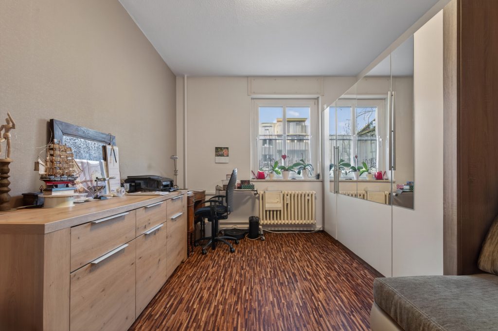 HUST Immobilien GmbH & Co. KG - Immobilienangebot - Karlsruhe / Mühlburg - Wohnungen - Attraktive Kapitalanlage in Karlsruhe-Mühlburg – 3-Zimmer-Wohnung, seit über 40 Jahren vermietet