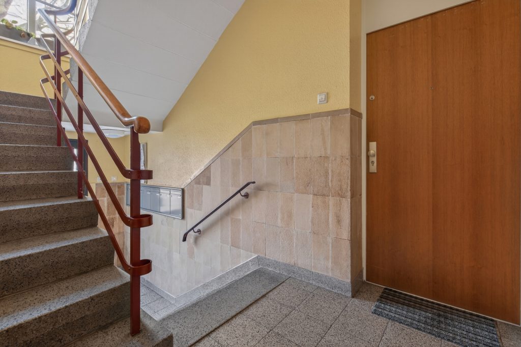 HUST Immobilien GmbH & Co. KG - Immobilienangebot - Karlsruhe / Mühlburg - Wohnungen - Attraktive Kapitalanlage in Karlsruhe-Mühlburg – 3-Zimmer-Wohnung, seit über 40 Jahren vermietet