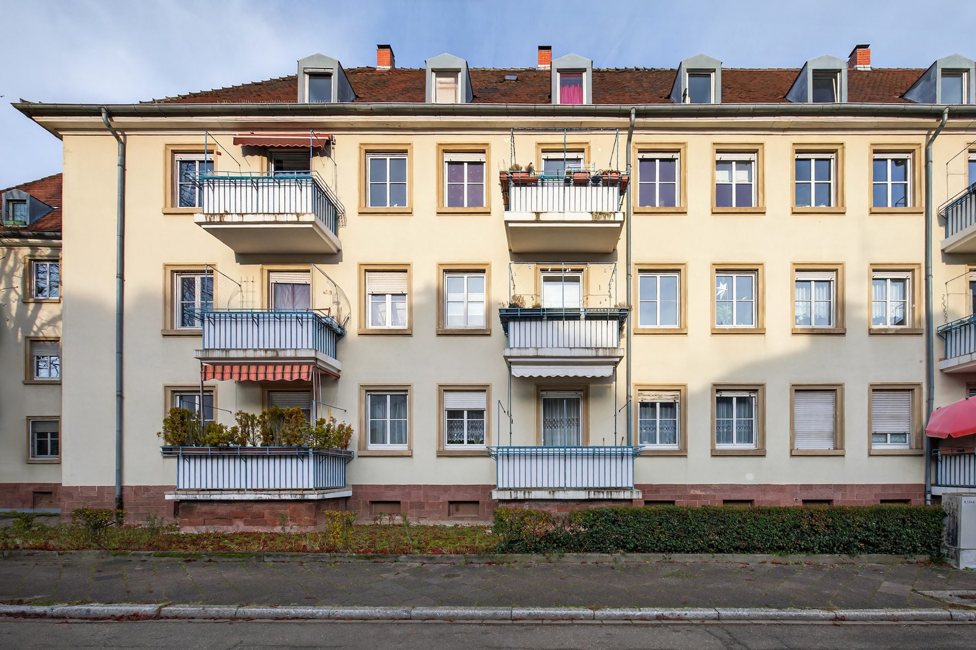 HUST Immobilien GmbH & Co. KG - Immobilienangebot - Karlsruhe / Mühlburg - Wohnungen - Attraktive Kapitalanlage in Karlsruhe-Mühlburg – 3-Zimmer-Wohnung, seit über 40 Jahren vermietet