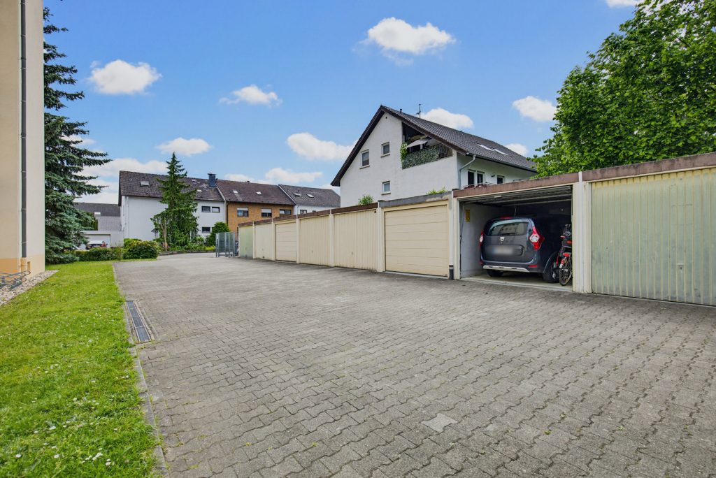 HUST Immobilien GmbH & Co. KG - Immobilienangebot - Stutensee / Blankenloch - Wohnungen - Ihr Zuhause zum Selbstgestalten – 3-Zimmer-Wohnung mit Balkon und Garage in Stutensee-Büchig