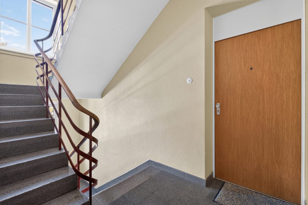 HUST Immobilien GmbH & Co. KG - Immobilienangebot - Karlsruhe / Mühlburg - Wohnungen - Solide Kapitalanlage in Mühlburg: vermietete 2-Zimmer-Wohnung mit Balkon und Fernwärme