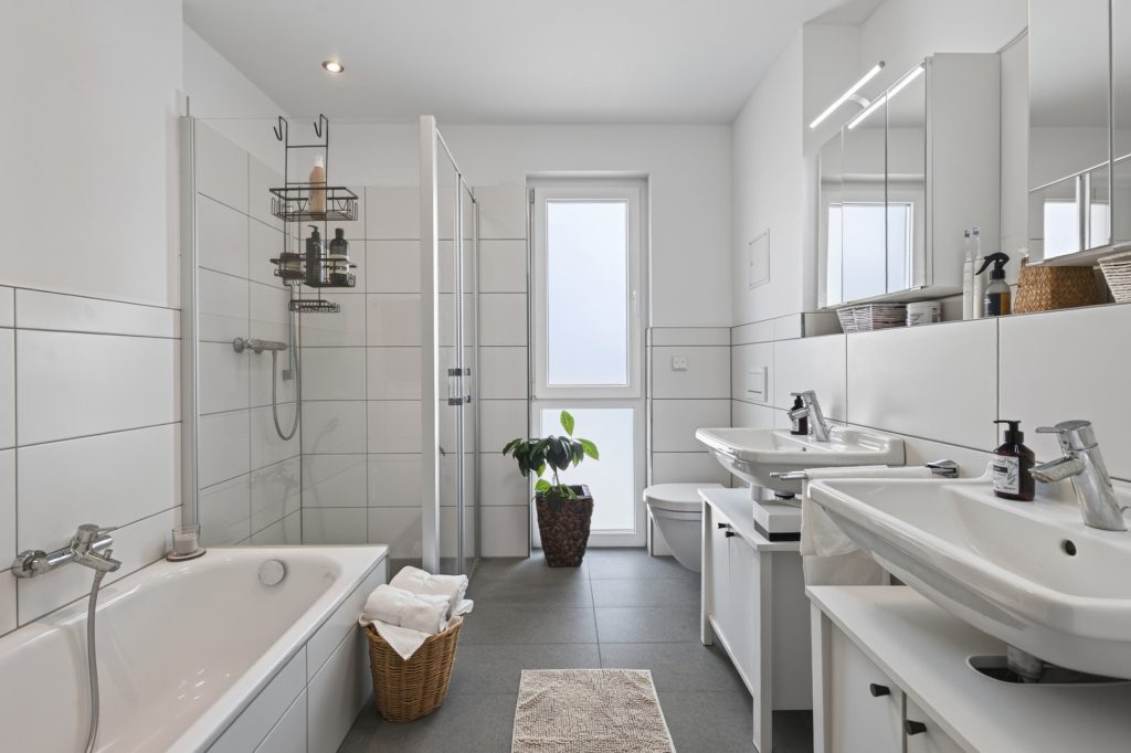 HUST Immobilien GmbH & Co. KG - Immobilienangebot - Kandel - Wohnungen - Ohne eine einzige Stufe: 3-Zimmer-Wohnung mit Aufzug bis vor die Tür und breitem TG-Stellplatz