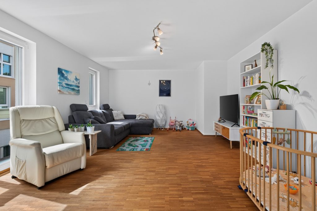 HUST Immobilien GmbH & Co. KG - Immobilienangebot - Kandel - Wohnungen - Ohne eine einzige Stufe: 3-Zimmer-Wohnung mit Aufzug bis vor die Tür und breitem TG-Stellplatz