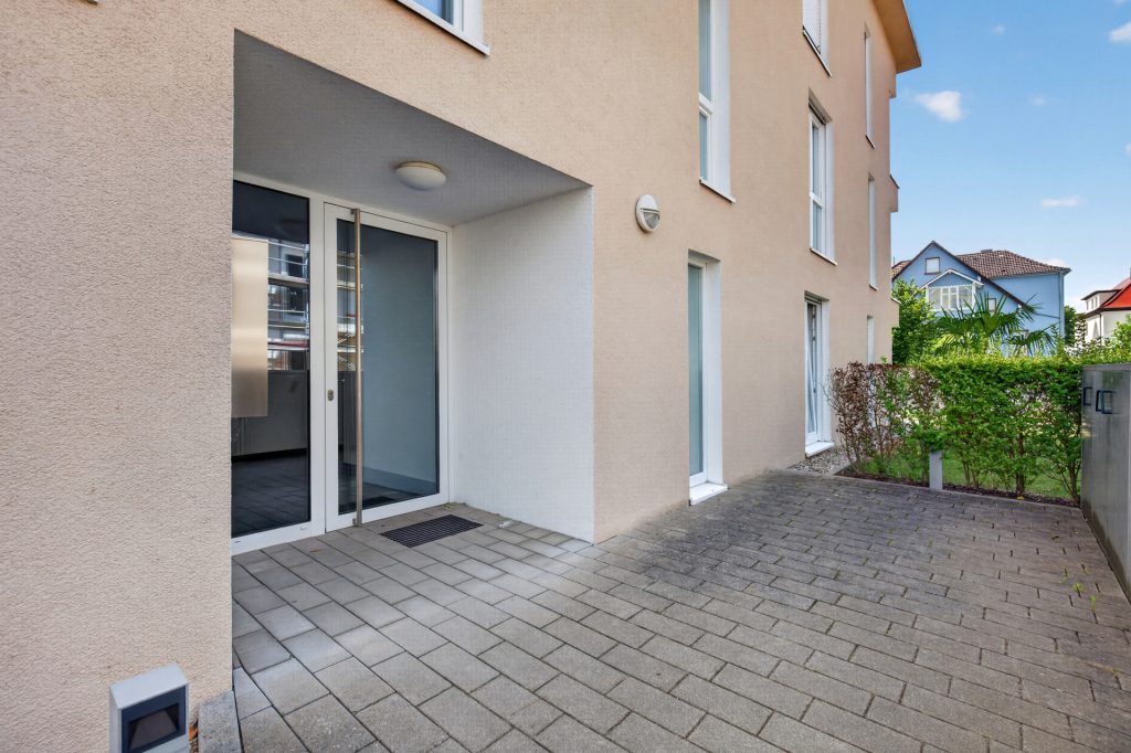 HUST Immobilien GmbH & Co. KG - Immobilienangebot - Kandel - Wohnungen - Ohne eine einzige Stufe: 3-Zimmer-Wohnung mit Aufzug bis vor die Tür und breitem TG-Stellplatz