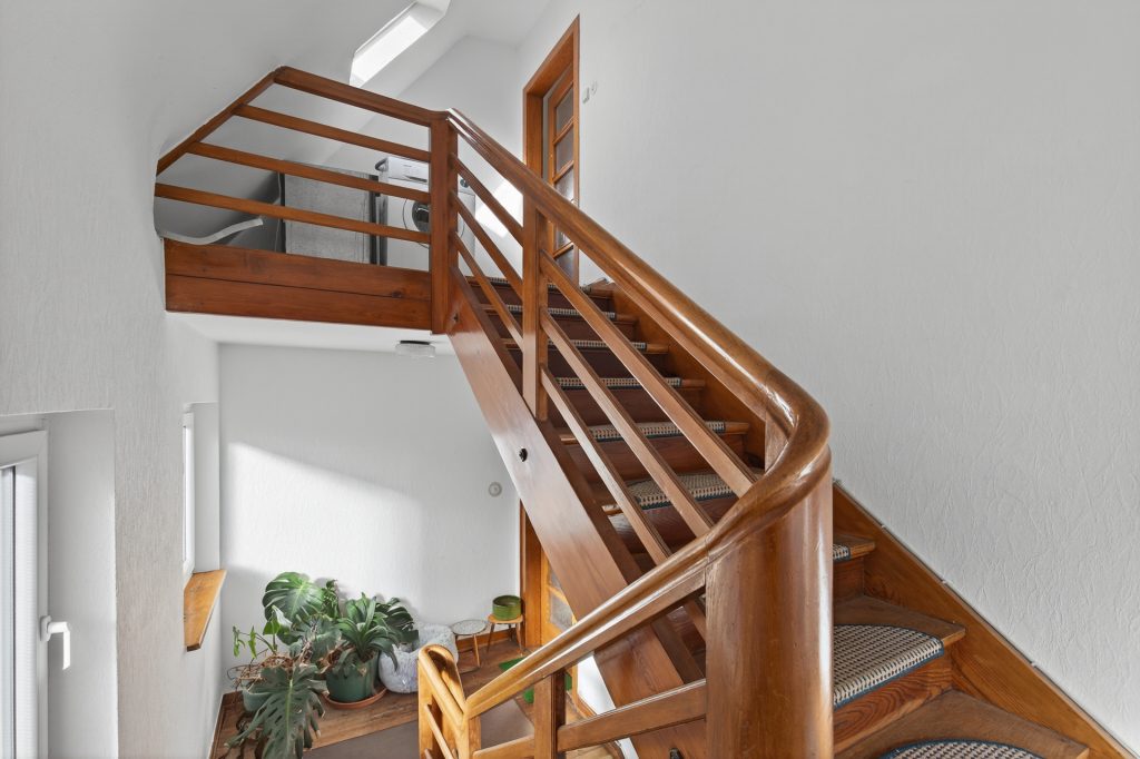 HUST Immobilien GmbH & Co. KG - Immobilienangebot - Ettlingen / Spessart - Häuser - Wohnen & Investieren – Mehrfamilienhaus mit drei Wohneinheiten in Ettlingen-Spessart