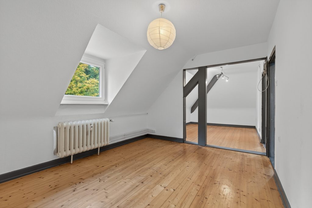 HUST Immobilien GmbH & Co. KG - Immobilienangebot - Ettlingen / Spessart - Häuser - Wohnen & Investieren – Mehrfamilienhaus mit drei Wohneinheiten in Ettlingen-Spessart