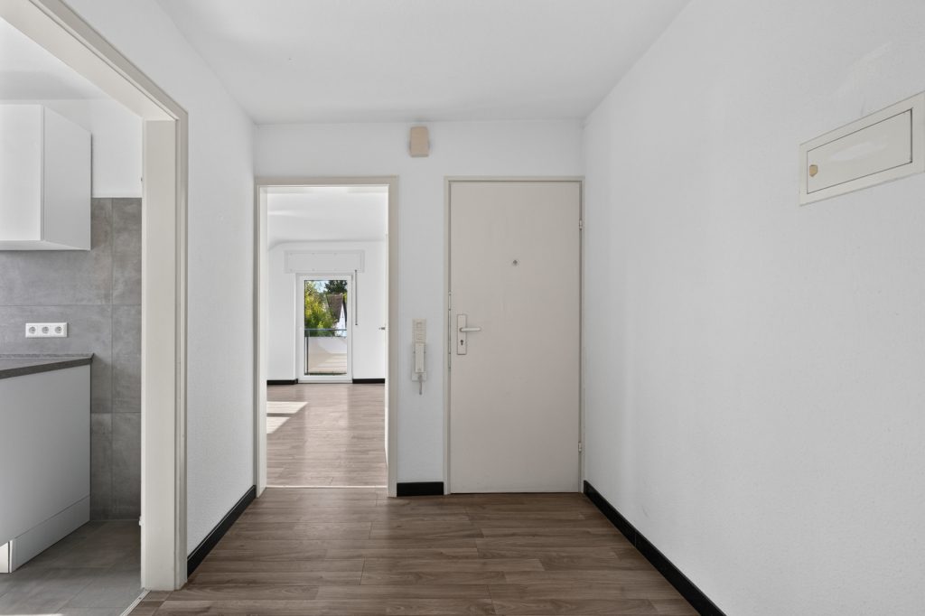 HUST Immobilien GmbH & Co. KG - Immobilienangebot - Karlsruhe - Wohnungen - Ideal für Selbstnutzer und Kapitalanleger - freie 3-Zi.-DG-Whg. mit 2 Balkonen in Weiherfeld