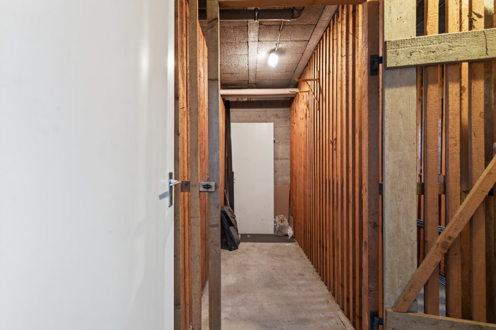 HUST Immobilien GmbH & Co. KG - Immobilienangebot - Karlsruhe - Wohnungen - Ideal für Selbstnutzer und Kapitalanleger - freie 3-Zi.-DG-Whg. mit 2 Balkonen in Weiherfeld