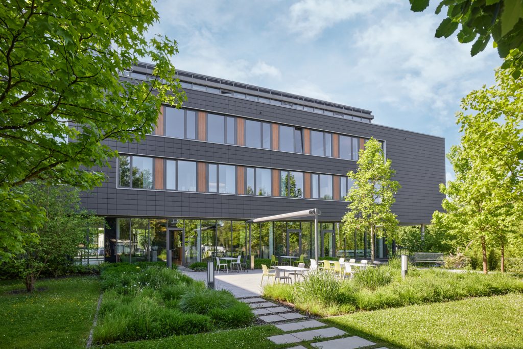 HUST Immobilien GmbH & Co. KG - Immobilienangebot - Ettlingen - Gewerbe - All-inclusive-Büro auf höchstem Niveau nach dem Motto: Ankommen, wo andere ankommen wollen