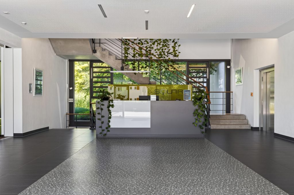 HUST Immobilien GmbH & Co. KG - Immobilienangebot - Ettlingen - Gewerbe - All-inclusive-Büro auf höchstem Niveau nach dem Motto: Ankommen, wo andere ankommen wollen