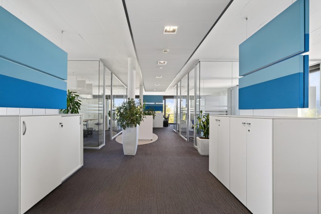 HUST Immobilien GmbH & Co. KG - Immobilienangebot - Ettlingen - Gewerbe - All-inclusive-Büro auf höchstem Niveau nach dem Motto: Ankommen, wo andere ankommen wollen