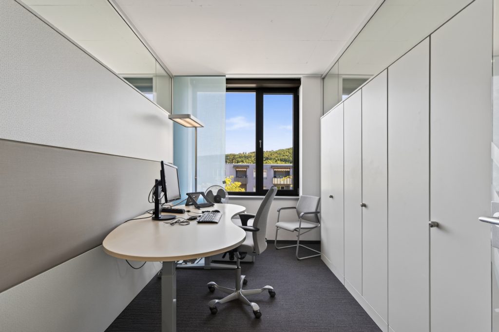 HUST Immobilien GmbH & Co. KG - Immobilienangebot - Ettlingen - Gewerbe - All-inclusive-Büro auf höchstem Niveau nach dem Motto: Ankommen, wo andere ankommen wollen