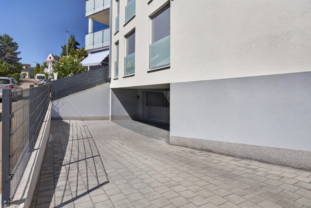 HUST Immobilien GmbH & Co. KG - Immobilienangebot - Niefern-Öschelbronn - Wohnungen - Modernes Penthouse mit schöner Dachterrasse – 159 m² Wohnkomfort mit 4 Zimmern und Weitblick