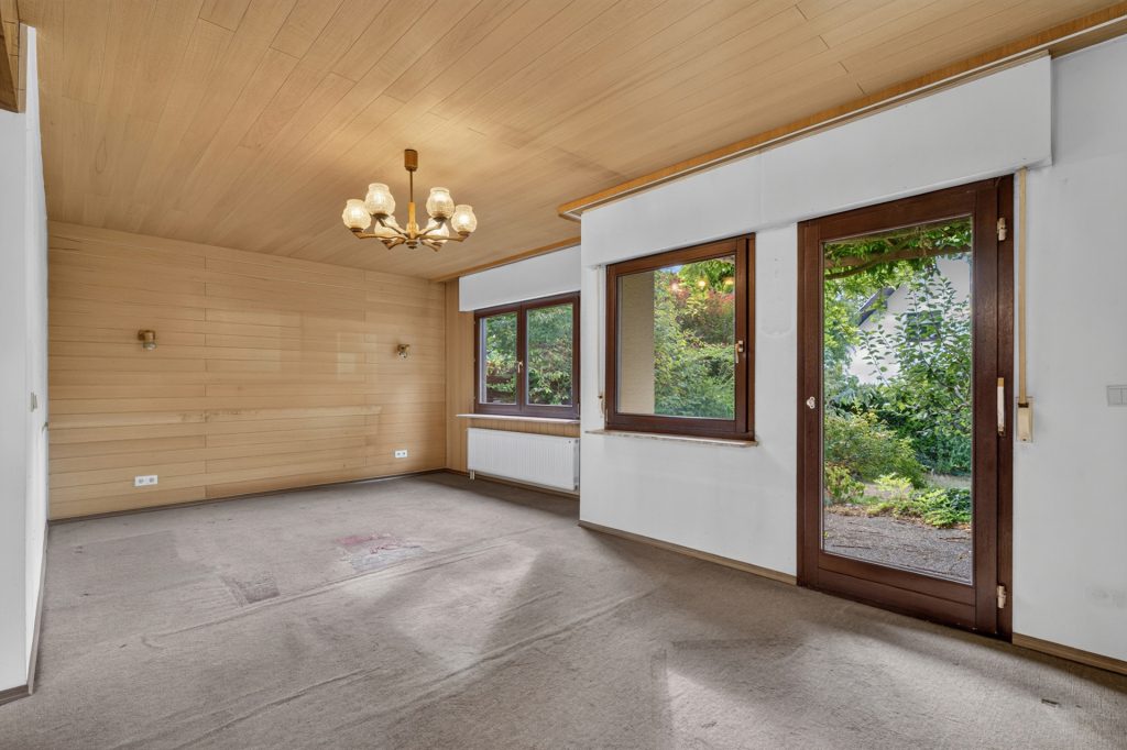 HUST Immobilien GmbH & Co. KG - Immobilienangebot - Karlsruhe / Daxlanden - Häuser - Ihre Handschrift gesucht: Familien-Doppelhaushälfte mit Garten in Karlsruhe-Daxlanden