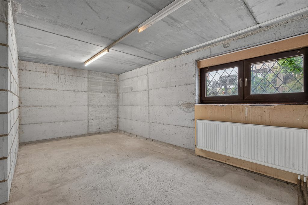 HUST Immobilien GmbH & Co. KG - Immobilienangebot - Karlsruhe / Daxlanden - Häuser - Ihre Handschrift gesucht: Familien-Doppelhaushälfte mit Garten in Karlsruhe-Daxlanden