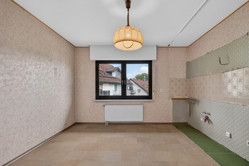 HUST Immobilien GmbH & Co. KG - Immobilienangebot - Karlsruhe / Daxlanden - Häuser - Ihre Handschrift gesucht: Familien-Doppelhaushälfte mit Garten in Karlsruhe-Daxlanden