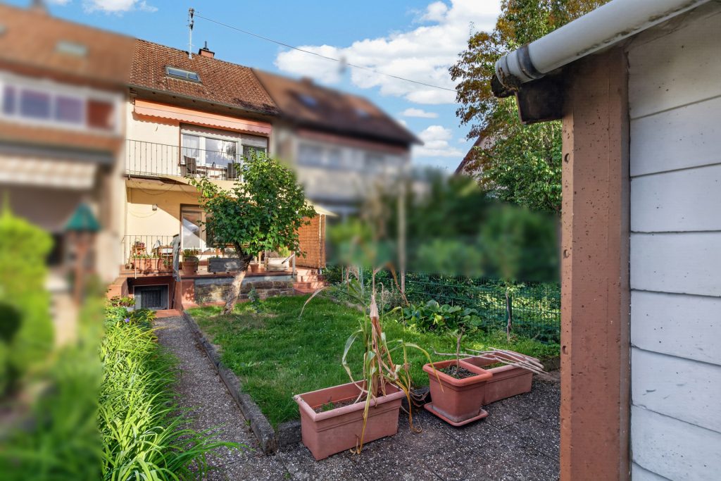HUST Immobilien GmbH & Co. KG - Immobilienangebot - Karlsruhe - Häuser - Kompaktes Reihenhaus mit Garten – ideal für die junge Familie