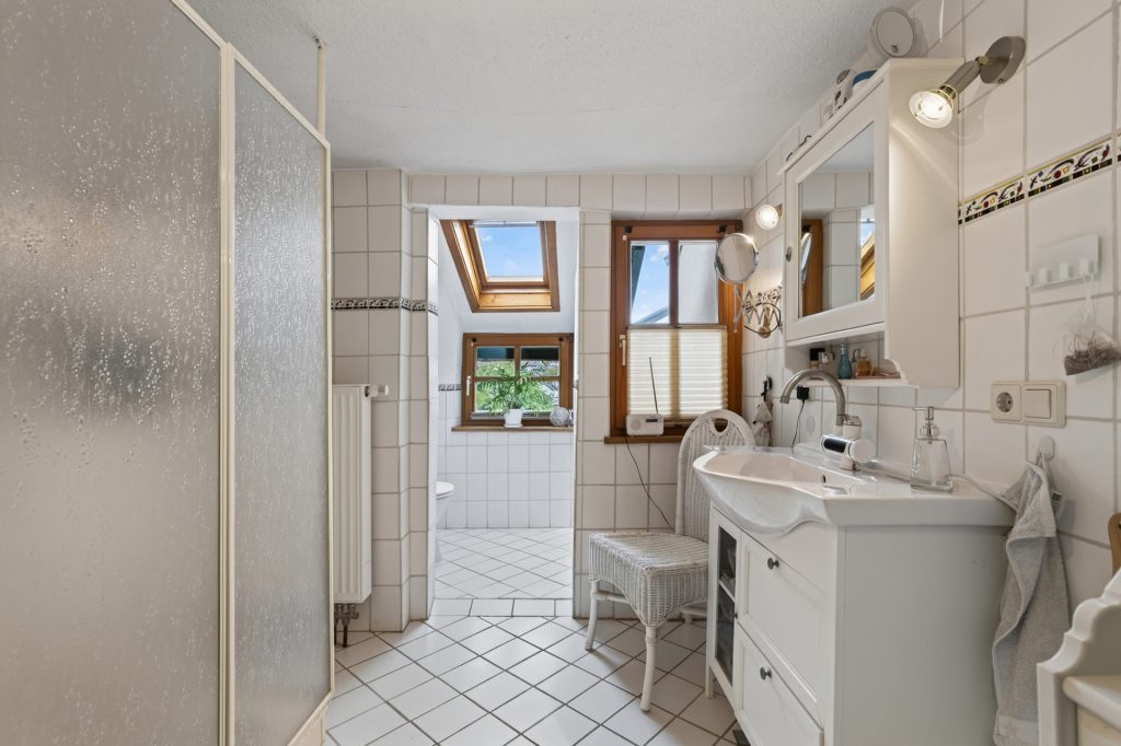 HUST Immobilien GmbH & Co. KG - Immobilienangebot - Straubenhardt / Ottenhausen - Häuser - Zeitloser Charme, neu entdeckt – Ihr Zuhause mit Geschichte in Ottenhausen