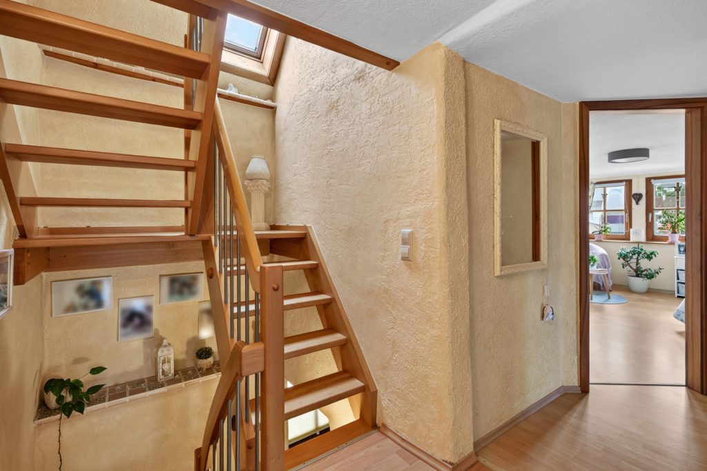 HUST Immobilien GmbH & Co. KG - Immobilienangebot - Straubenhardt / Ottenhausen - Häuser - Zeitloser Charme, neu entdeckt – Ihr Zuhause mit Geschichte in Ottenhausen