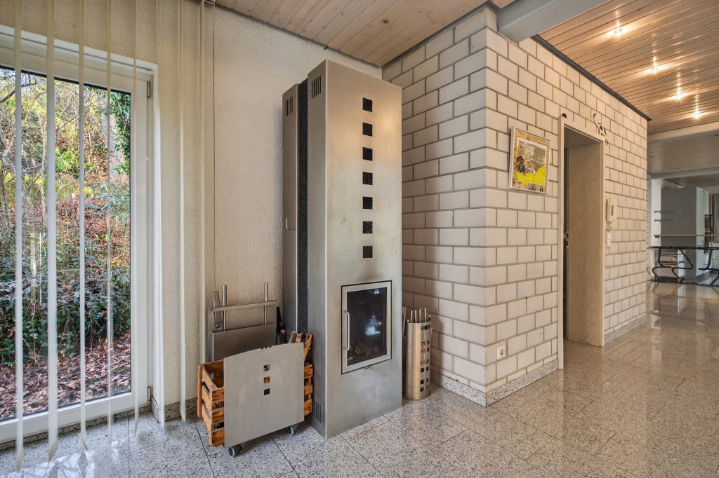 HUST Immobilien GmbH & Co. KG - Immobilienangebot - Karlsruhe / Durlach - Häuser - Grüne Oase in Karlsruhe-Durlach: Platz für Familie, Homeoffice und Mieteinnahmen