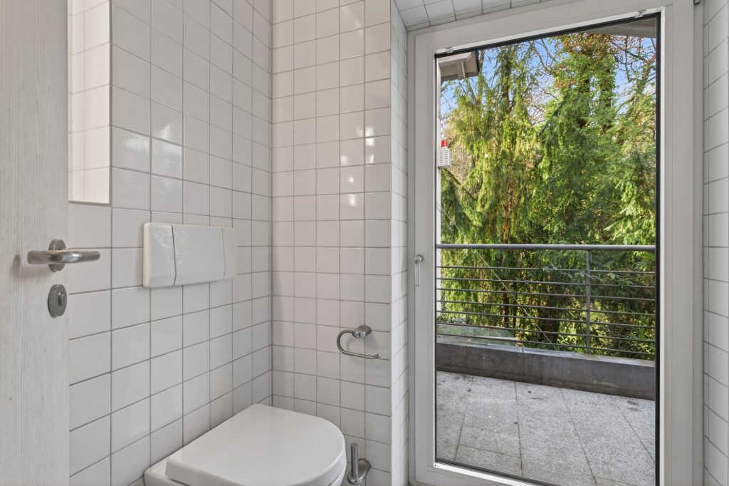HUST Immobilien GmbH & Co. KG - Immobilienangebot - Karlsruhe / Durlach - Häuser - Grüne Oase in Karlsruhe-Durlach: Platz für Familie, Homeoffice und Mieteinnahmen