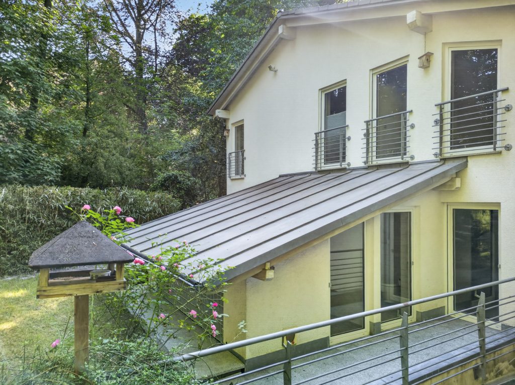 HUST Immobilien GmbH & Co. KG - Immobilienangebot - Karlsruhe / Durlach - Häuser - Grüne Oase in Karlsruhe-Durlach: Platz für Familie, Homeoffice und Mieteinnahmen