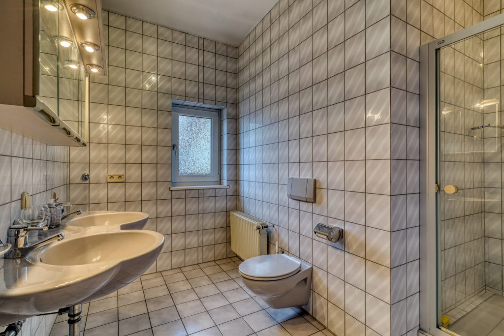 HUST Immobilien GmbH & Co. KG - Immobilienangebot - Karlsruhe / Südweststadt - Wohnungen - Maisonette-Wohnung mit tollem Raumgefühl und Potenzial in der Südweststadt - ab sofort bezugsfähig!